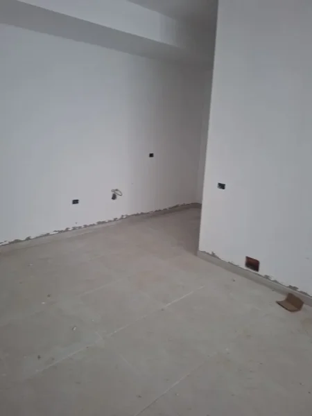 📍SHITET APARTAMENT 3+1+2  RRUGA ELBASANIT 179.568 € (PALLATI BRIGADAVE)