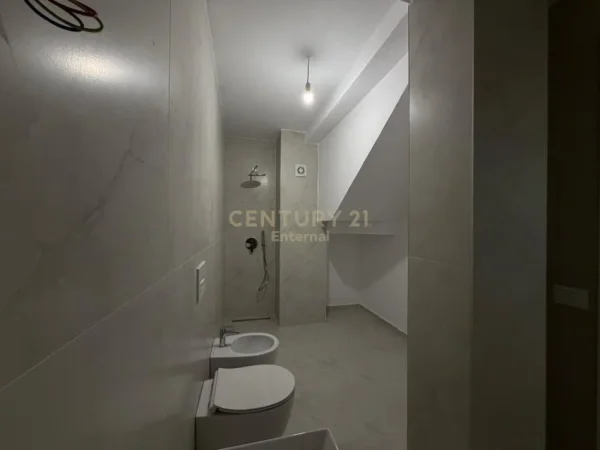 Tirane, shes Vile 3 Katshe Kati 3, 197 m² 380.000 € (ABA RESIDENCE)