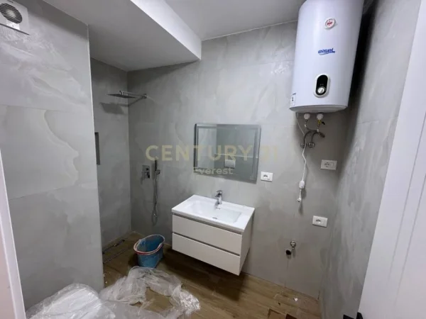 Tirane, shes apartament 1+1+Aneks+Ballkon Kati 1, 64 m² 140.000 € 