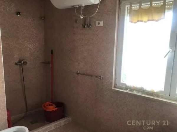 Tirane, shes apartament 2+1+Aneks+Ballkon Kati 7, 111 m² 385.000 € 