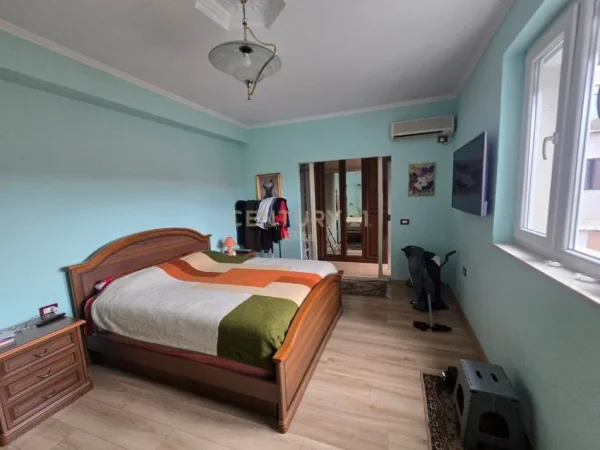 Tirane, shitet apartament 3+1+Aneks+Ballkon Kati 3, 130 m² 320.000 € (Irfan Tomini)