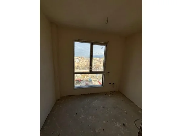 Tirane, shes apartament 3+1+Aneks+Ballkon Kati 6, 123 m²