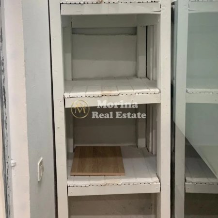 Tirane, jepet me qera ambjent biznesi Kati 0, 25 m² 350 € (Rruga Bardhyl)