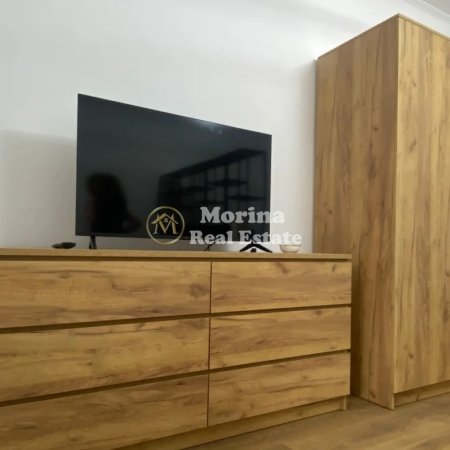 Tirane, jepet me qera apartament 1+1 Kati 5, 35 m² 500 € (Myslym Shyri)