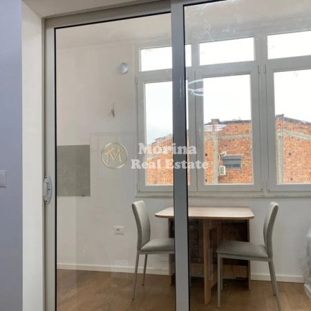Tirane, jepet me qera apartament 1+1 Kati 5, 35 m² 500 € (Myslym Shyri)
