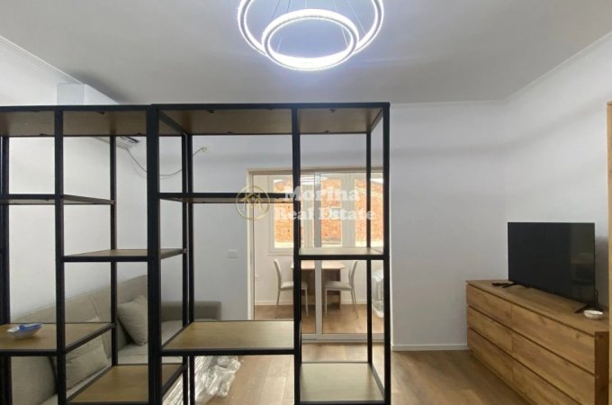 Tirane, jepet me qera apartament 1+1 Kati 5, 35 m² 500 € (Myslym Shyri)