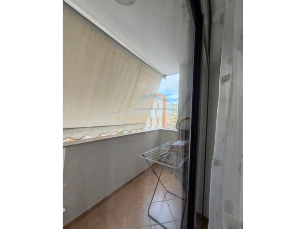 Tirane, jepet me qera apartament 2+1+2 Kati 4, 113 m² 650 € (Rruga Panorama , Prane SPAK)