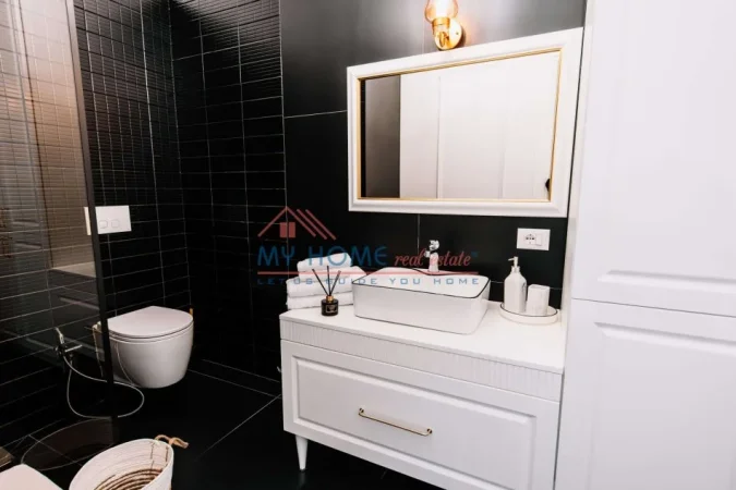 Tirane, jepet me qera apartament 1+1+Ballkon Kati 9, 75 m² 600 € (Astir)