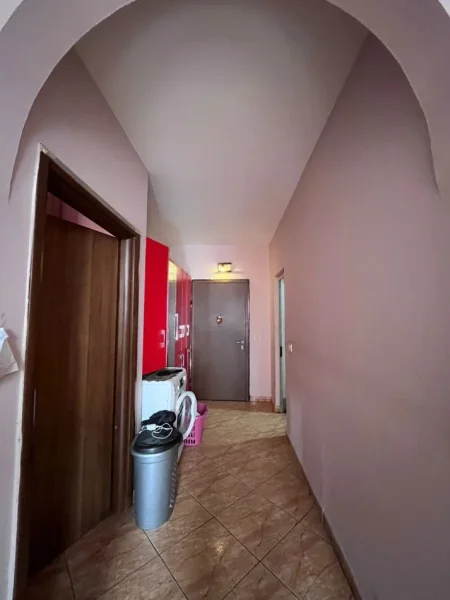 Tirane, shitet apartament 2+1+Ballkon Kati 3, 81 m² 210.000 € (Muhamet Gjollesha)