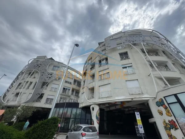 Tirane, jepet me qera apartament 2+1+Ballkon Kati 1, 76 m² 550 € (Kodra e Diellit 2)