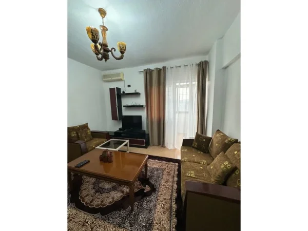 Tirane, jepet me qera apartament 1+1 Kati 9, 90 m² 520 € (Don Bosko,Tiranë)
