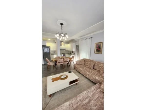 Tirane, jepet me qera apartament 3+1+Aneks+Ballkon Kati 6, 150 m² 1.500 € 