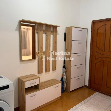 Tirane, jepet me qera apartament 1+1 Kati 3, 73 m² 600 € (Komuna e Parisit)