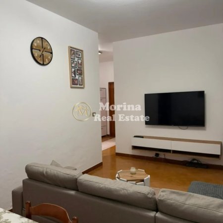 Tirane, jepet me qera apartament 1+1 Kati 3, 73 m² 600 € (Komuna e Parisit)