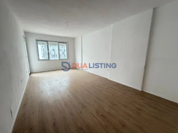 Tirane, shitet apartament 2+1 , 116 m² 96.000 € (Kamez)