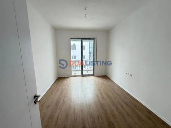 Tirane, shitet apartament 2+1 , 116 m² 96.000 € (Kamez)