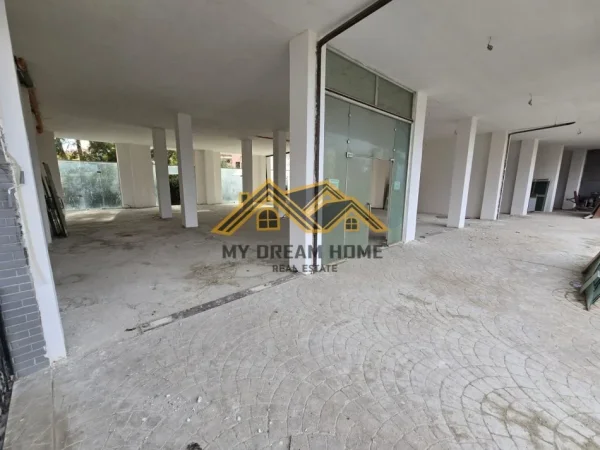 Durres, shitet apartament 1+1 Kati 1, 181 m² 362.000 € (golem)