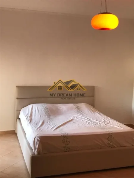 Durres, jepet me qera 3+1 , 600 € 