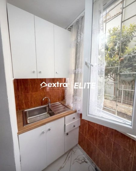 Tirane, jepet me qera apartament 1+1 Kati 0, 63 m² 500 € (Bulevardi Bajram Curri)