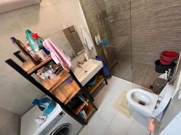 Tirane, shitet apartament 3+1 Kati 2, 103 m² 265.000 € (don bosko)