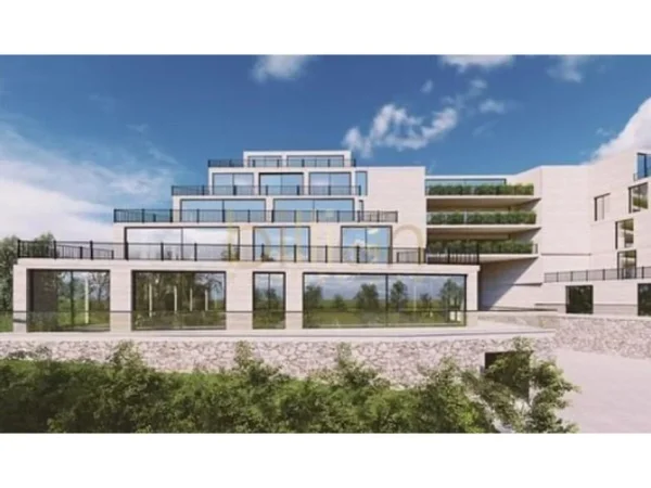 Vlore, shitet 1+1 , 92 m² (Dhermi)