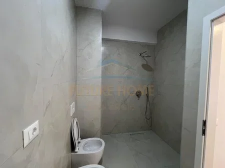 Tirane, shitet apartament 1+1 Kati 2, 53 m² 88.000 € (Rruga Dalip Topi)