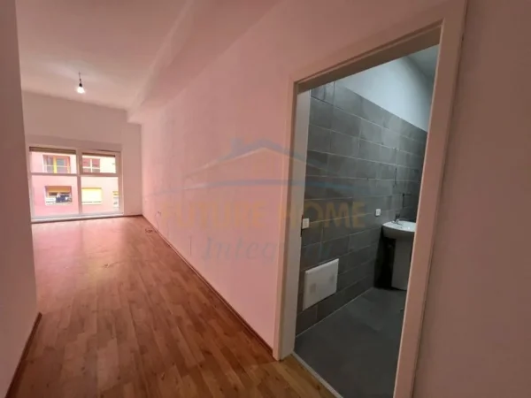 Tirane, shitet apartament 1+1 Kati 7, 70 m² 110.000 € (Kompleksi Mangalem, Ali Demi)