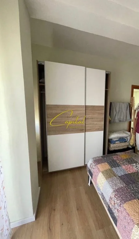 Tirane, jepet me qera apartament 1+1 Kati 5, 63 m² 600 € (KOMUNA E PARISIT)
