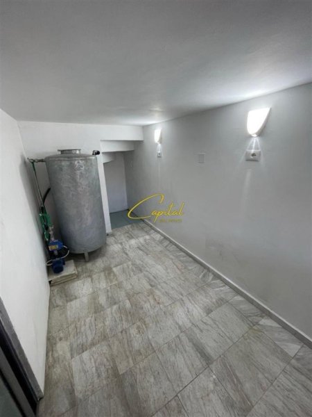 Tirane, jepet me qera zyre Kati 0, 90 m² 700 € (RRUGA 4 DESHMORET)