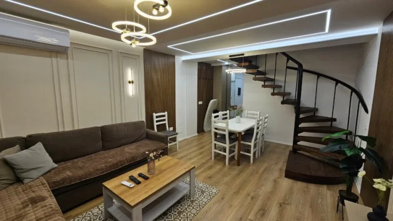 Tirane, jepet me qera apartament duplex Dublex Kati 2, 104 m² 1.200 € (Qender)