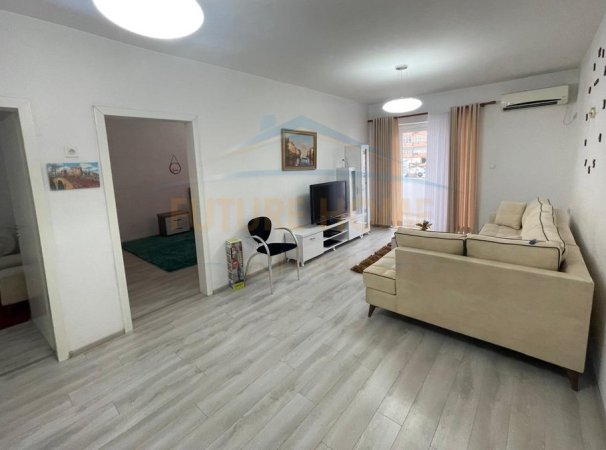 Qera, Apartament 2+1 , Bllok , Tirane