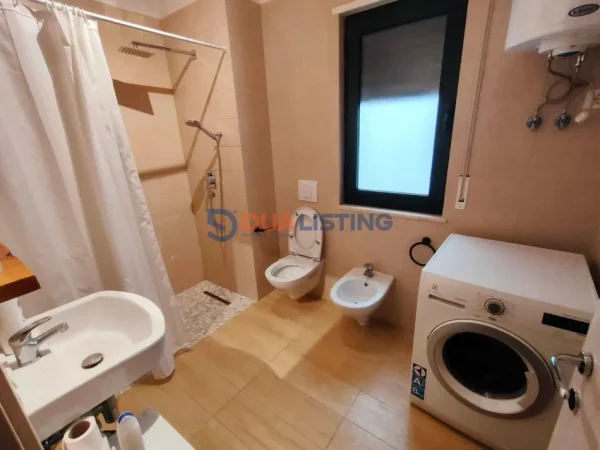 Tirane, shitet apartament 2+1 , 110 m² 250.000 € (Unaza e Re)