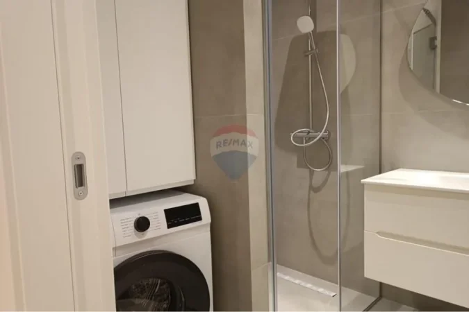 Tirane, jap me qera apartament 1+1 Kati 3, 78 m² 700 € 