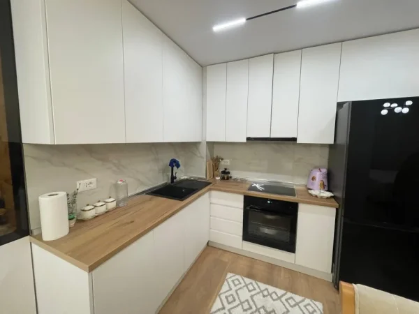 Tirane, shitet apartament 1+1+Ballkon Kati 1, 58 m² 110.000 € (Kompleksi Tom Doshi)
