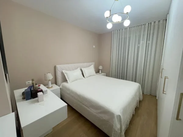 Tirane, shitet apartament 1+1+Ballkon Kati 1, 58 m² 110.000 € (Kompleksi Tom Doshi)
