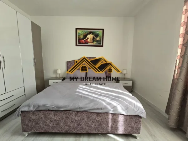 Durres, jepet me qera 2+1 , 75 m² 400 € 