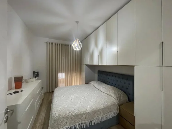 Tirane, shitet apartament 2+1+Ballkon Kati 2, 100 m² 229.000 € (Kodra e Priftit)