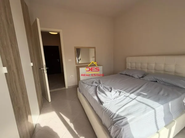 Vlore, shitet apartament 1+1+Ballkon Kati 6, 57 m² 125.000 € (Rruga Pelivan Leskaj)