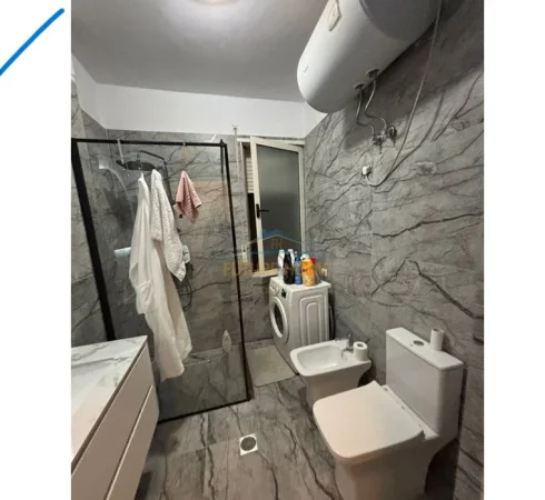 Tirane, shitet apartament 1+1+Ballkon Kati 2, 60 m² 118.000 € (Liqeni i Thate)