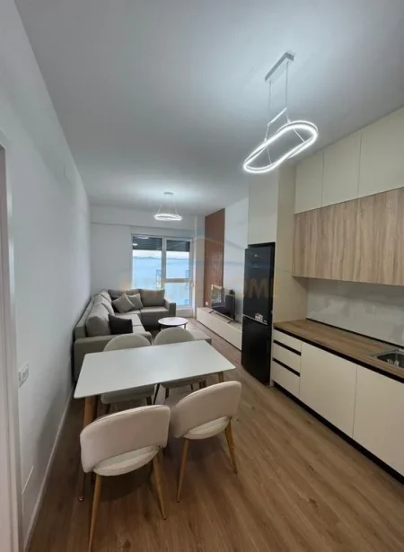 Tirane, jepet me qera apartament 1+1 Kati 2, 60 m² 400 € (Rezidenca OXA)