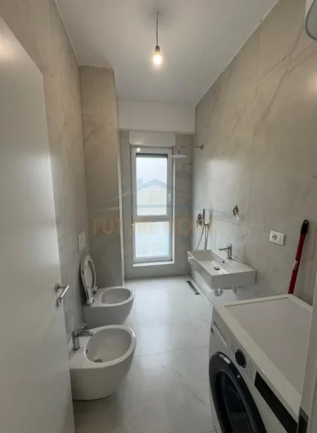 Tirane, jepet me qera apartament 1+1 Kati 2, 60 m² 400 € (Rezidenca OXA)