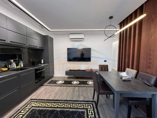 Tirane, jepet me qera apartament 2+1+2+PARKIM Kati 2, 110 m² 500 € (Prane ARDENOS)