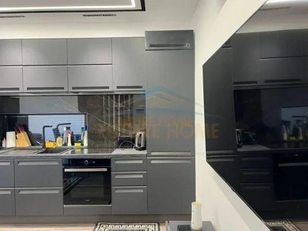 Tirane, jepet me qera apartament 2+1+2+PARKIM Kati 2, 110 m² 500 € (Prane ARDENOS)