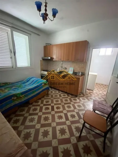 Durres, shitet apartament 2+1 , 85 m² 110.000 € (gjykata)