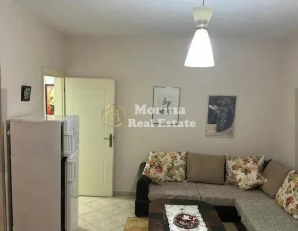 Tirane, jepet me qera apartament 2+1 Kati 5, 75 m² 450 € (Xhamlliku,UET)