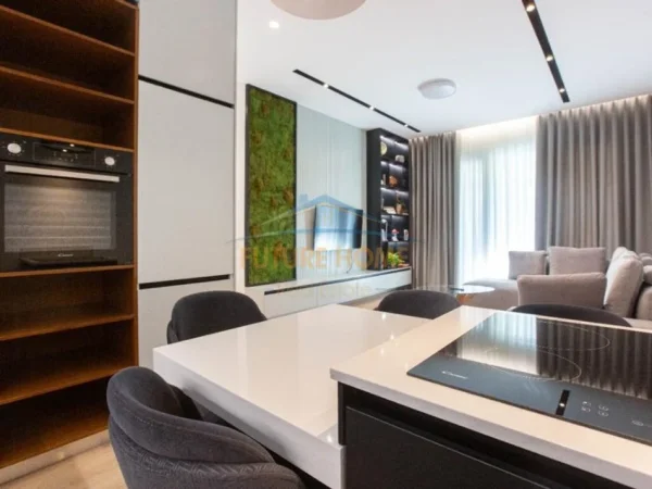 Tirane, jepet me qera apartament 1+1 Kati 5, 72 m² 900 € (SQUARE 21)