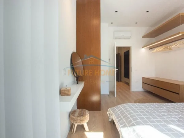 Tirane, jepet me qera apartament 1+1 Kati 5, 72 m² 900 € (SQUARE 21)