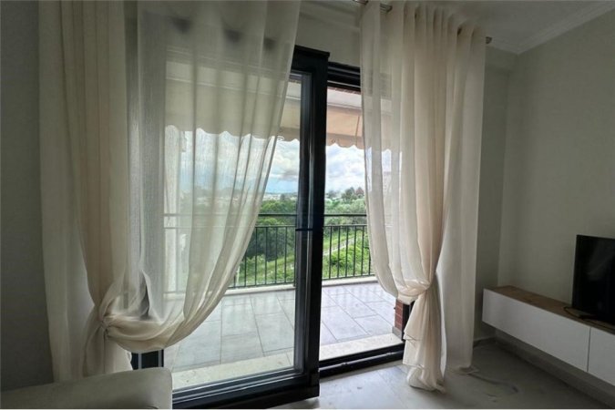 Tirane, jepet me qera apartament 2+1+Ballkon Kati 4, 86 m² 700 € (Kopshti Botanik)