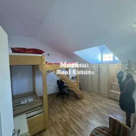 Tirane, jepet me qera apartament 2+1 Kati 5, 114 m² 800 € (Stacioni i Trenit)