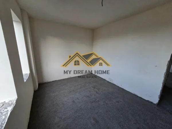 Durres, shitet apartament 2+1 , 79 m² 110.000 € (rrota e kuqe)